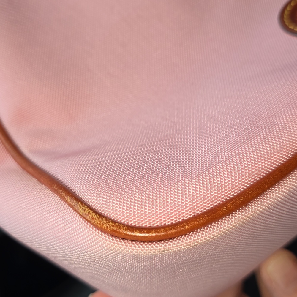 Dooney & Bourke Nylon Small Kimberly Crossbody Casual Chic Everyday Bag - Picture 5 of 11